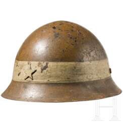 Seltener Stahlhelm Typ 90 der Kempetai-Militärpolizei im 2. Weltkrieg