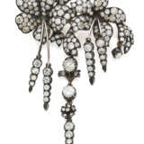 Diamond, gold and silver floral shaped brooch acce… - photo 1