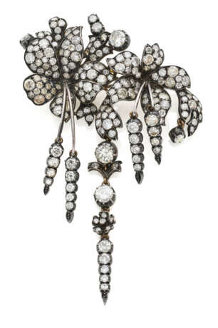 Diamond, gold and silver floral shaped brooch acce… - photo 1