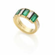 SCAVIA | Octagonal emerald and baguette diamond ye… - Jetzt bei der Auktion