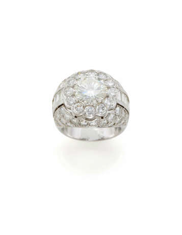 Round ct. 3.00 circa diamond and platinum floral s… - photo 1