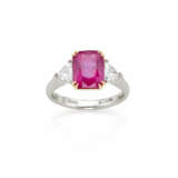 BULGARI | Cushion cut ct. 4.34 ruby, triangular di… - photo 1