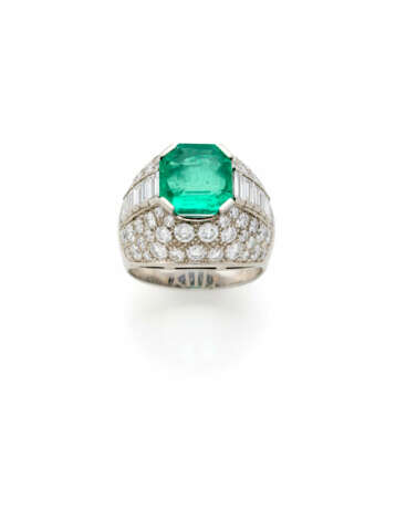 BULGARI | Octagonal ct. 4.40 circa emerald, diamon… - фото 3