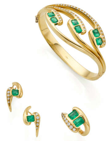 Diamond, emerald and yellow gold jewellery set com… - фото 1