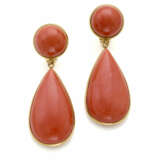 Coral and yellow gold pendant earrings, g 40.98 ci… - фото 1