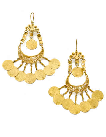 Yellow gold pendant earrings with coins, g 42.44 c… - photo 1