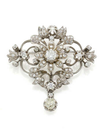 Round diamond and white gold floral shaped brooch,… - photo 1