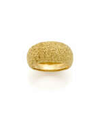 Übersicht. FEDERICO BUCCELLATI | Yellow chiselled gold band r…