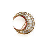 Rose cut diamond and yellow gold crescent moon sha… - Foto 1