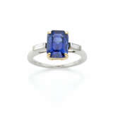 Octagonal ct. 3.60 sapphire and baguette diamond p… - фото 1