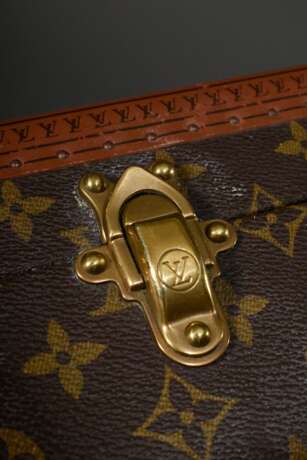 Louis Vuitton Hartschalenkoffer "Alzer 70" in Monogram Canvas mit goldfarbener Hardware und Eckbeschlägen, heller Rindsleder Griff und Adressanhänger, innen mit zwei Baumwollgurten, Nr. 981741, Schlüssel vorhan… - Foto 5