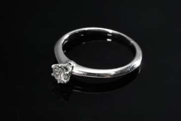 Schmaler Tiffany &amp; Co Platin 950 Solitär Ring (ca. 0.30ct/VVS2/TW), 3,7g, Gr. 53, mit Zertifikat und Box