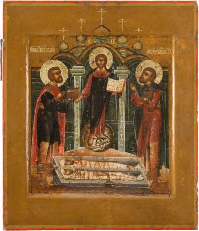 A VERY RARE ICON SHOWING CHRIST AND STS. KOSMAS AND DAMIAN AT THEIR TOMB - фото 1