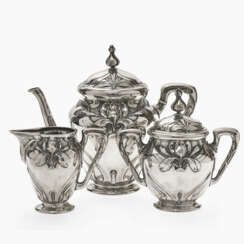 A three-piece tea service (studio design), model number 7163. P. Bruckmann & Söhne, Heilbronn, circa 1898