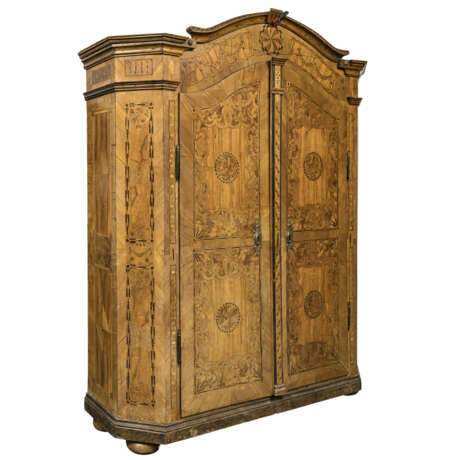 A cupboard. Lake Constance region, circa 1800 - photo 2