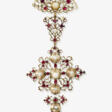 A brooch with garnets and pearls. Probably Spain, 1st half of the 18th century - Сейчас на аукционе