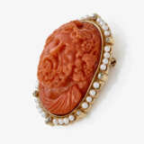 A brooch with coral gem depicting Bacchus. Italy, 18th century. Contemporary setting - photo 2