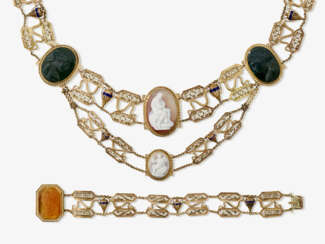 A parure consisting of a necklace and bracelet with gems and enamel. Probably South Germany, circa 1800