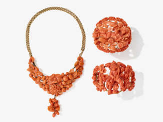 Two bracelets and a necklace with cut corals. Italy, circa 1850 - 1870