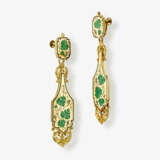 A brooch, brooch/pendant and a pair of drop earrings. France, circa 1880 - photo 3