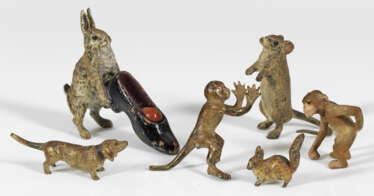 Sechs Miniatur-Tierfiguren