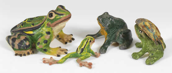 Vier Frosch-Miniaturfiguren - photo 1