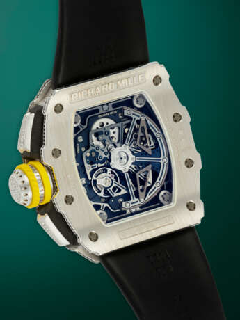 RICHARD MILLE, RM 11-03, A RARE AND ATTRACTIVE GOLD AND DIAMOND-SET CHRONOGRAPH WRISTWATCH - photo 3