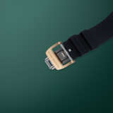 RICHARD MILLE RM67-01, A SLIM AND ATTRACTIVE GOLD AND DIAMOND-SET AUTOMATIC WRISTWATCH - photo 5