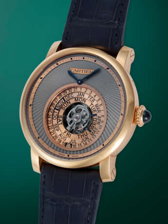 CARTIER, ROTONDE DE CARTIER ASTROCALENDAIRE, A RARE AND INVENTIVE LIMITED EDITION GOLD TOURBILLON WITH MULTI-TIER CIRCULAR PERPETUAL CALENDAR DISPLAY - photo 2