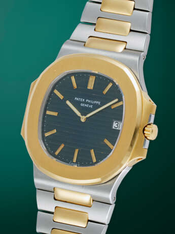 PATEK PHILIPPE, NAUTILUS REF. 3700/11JA-050, A FINE STEEL AND GOLD AUTOMATIC WRISTWATCH - фото 2