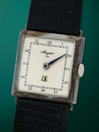 BREGUET, NUMBER 1262, A RARE AND INTERESTING ART-DECO OSMIOR JUMP HOUR WRISTWATCH - photo 2