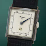 BREGUET, NUMBER 1262, A RARE AND INTERESTING ART-DECO OSMIOR JUMP HOUR WRISTWATCH - photo 2