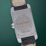 CARTIER TANK AMERICAINE REF. 2489 ‘TEATRO ALLA SCALA’, A FINE LIMITED EDITION GOLD QUARTZ WRISTWATCH - photo 3