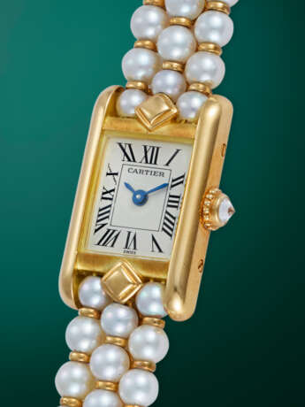 CARTIER, TANK LOUIS REF. 1360 1, AN ATTRACTIVE GOLD QUARTZ WRISTWATCH WITH PEARL AND GOLD BRACELET - photo 2