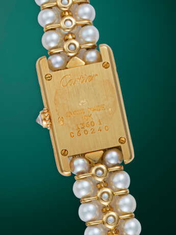 CARTIER, TANK LOUIS REF. 1360 1, AN ATTRACTIVE GOLD QUARTZ WRISTWATCH WITH PEARL AND GOLD BRACELET - photo 3