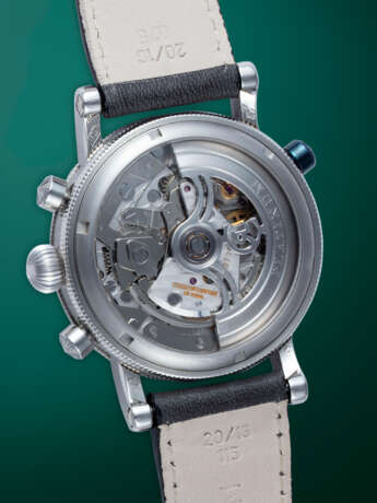 CHRONOSWISS, TORA GMT REF. CH 7420, A PLATINUM AUTOMATIC DUAL TIME CHRONOGRAPH WRISTWATCH - photo 3