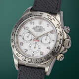 ROLEX, DAYTONA REF. 16519, A RARE WHITE GOLD AUTOMATIC CHRONOGRAPH WITH MOTHER OF PEARL DIAL - photo 2