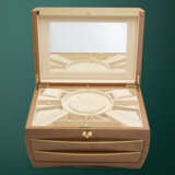 BURBEN & ZORWEG, A SET OF TWO FINE LUXURY WRISTWATCH CASES AND A JEWELLERY CASE - photo 2