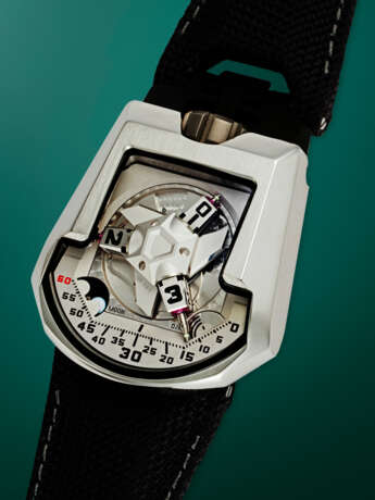 URWERK, UR-202 WHITE SHARK, A RARE AND UNUSUAL SPECIAL EDITION STEEL AND TITANIUM AUTOMATIC WRISTWATCH WITH 3-DIMENSIONAL SATELLITE HOUR DISPLAY - photo 2