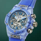 HUBLOT BIG BANG UNICO SAPPHIRE, A LIMITED EDITION AUTOMATIC CHRONOGRAPH WITH A BLUE SAPPHIRE CASE - Foto 2