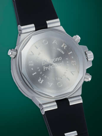 BULGARI, DIAGONO PROFESSIONAL GMT, AN ATTRACTIVE STAINLESS STEEL AUTOMATIC TRIPLE TIME ZONE WRISTWATCH - фото 3