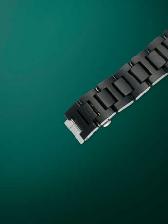 CARTIER, PASHA REF. 2790, A STEEL AUTOMATIC WRISTWATCH WITH BLACK RUBBERISED STEEL BRACELET - фото 5