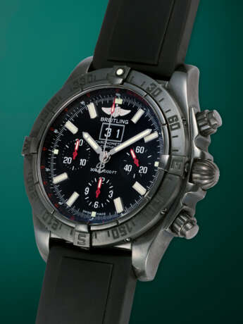 BREITLING, BLACKBIRD REF. M44359, A LIMITED EDITION DLC STAINLESS STEEL AUTOMATIC CHRONOGRAPH - фото 2