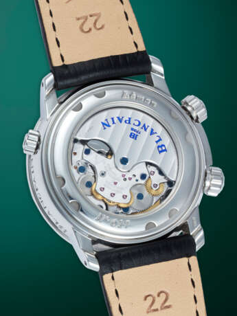 BLANCPAIN LEMAN REVEIL GMT, A STAINLESS STEEL AUTOMATIC DUAL TIME WRISTWATCH WITH ALARM FUNCTION - photo 3