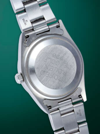 ROLEX, OYSTER PERPETUAL DATE REF. 15200, AN ATTRACTIVE STAINLESS STEEL AUTOMATIC WRISTWATCH WITH ‘LEMON’ DIAL - photo 3