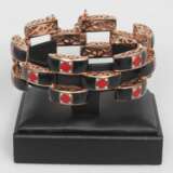 Gold bracelet with two-color enamels and diamonds Gold 21th century - photo 1