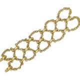 VAN CLEEF & ARPELS PAIR OF DIAMOND AND GOLD CHAIN BRACELETS - Foto 5