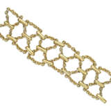 VAN CLEEF & ARPELS PAIR OF DIAMOND AND GOLD CHAIN BRACELETS - Foto 6