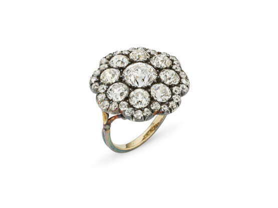 ANTIQUE DIAMOND RING - фото 1