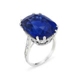 AN IMPORTANT ART DECO SAPPHIRE AND DIAMOND RING - Foto 1